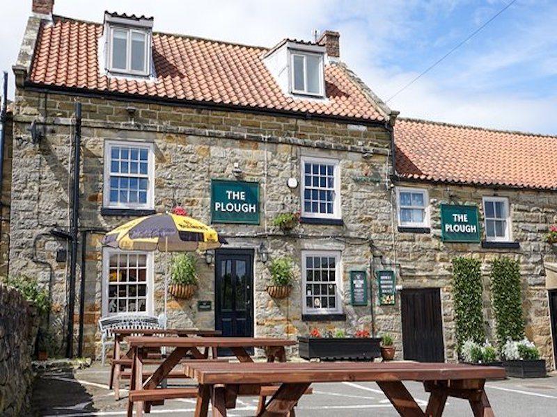 Hotel The Plough Sleights Esterno foto