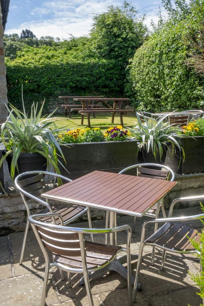 Hotel The Plough Sleights Esterno foto